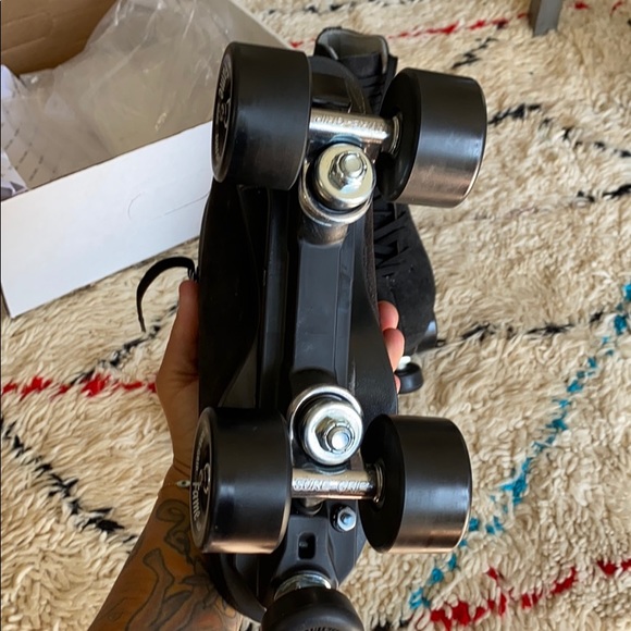 SOLD🖤🦄 - Picture 3 of 8